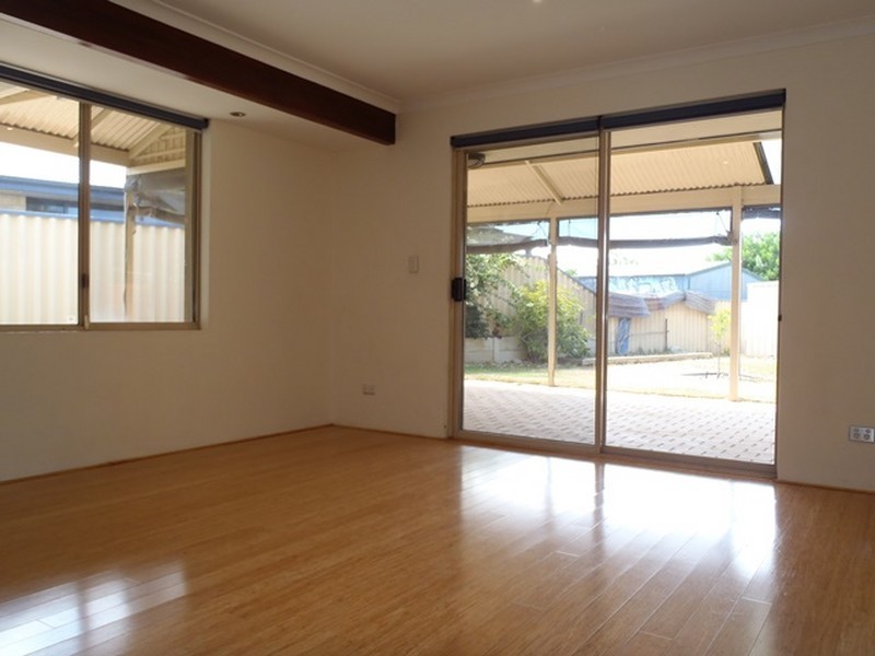 6 Intrepid Court, Two Rocks WA 6037