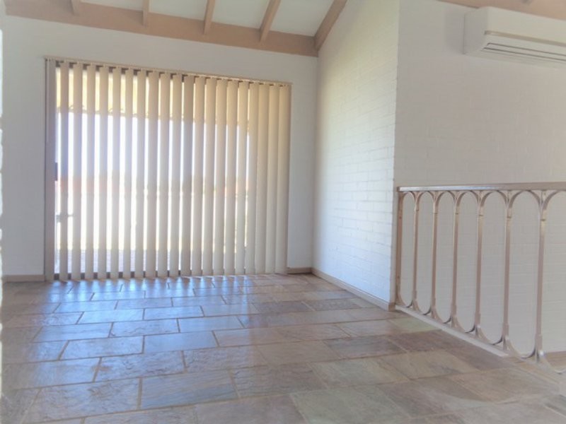 62 Weatherley Drive, Two Rocks WA 6037