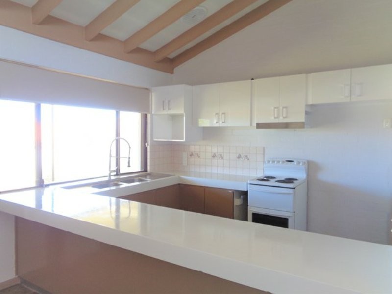 62 Weatherley Drive, Two Rocks WA 6037