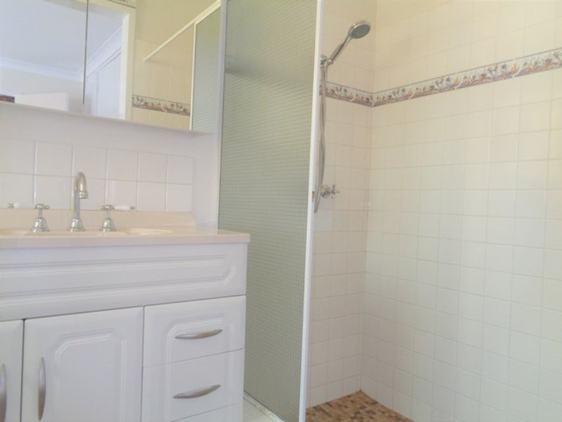 62 Weatherley Drive, Two Rocks WA 6037