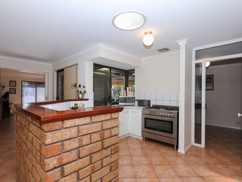 1 Delta Court, Ocean Reef WA 6027