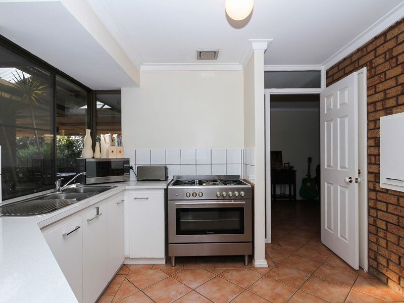 1 Delta Court, Ocean Reef WA 6027