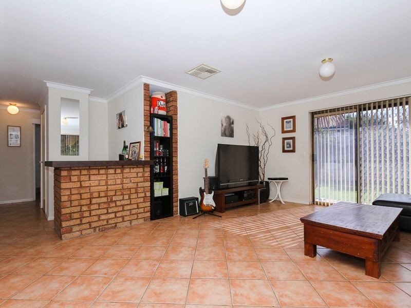 1 Delta Court, Ocean Reef WA 6027