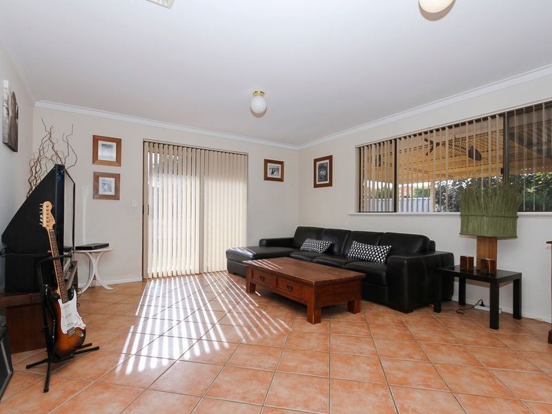 1 Delta Court, Ocean Reef WA 6027