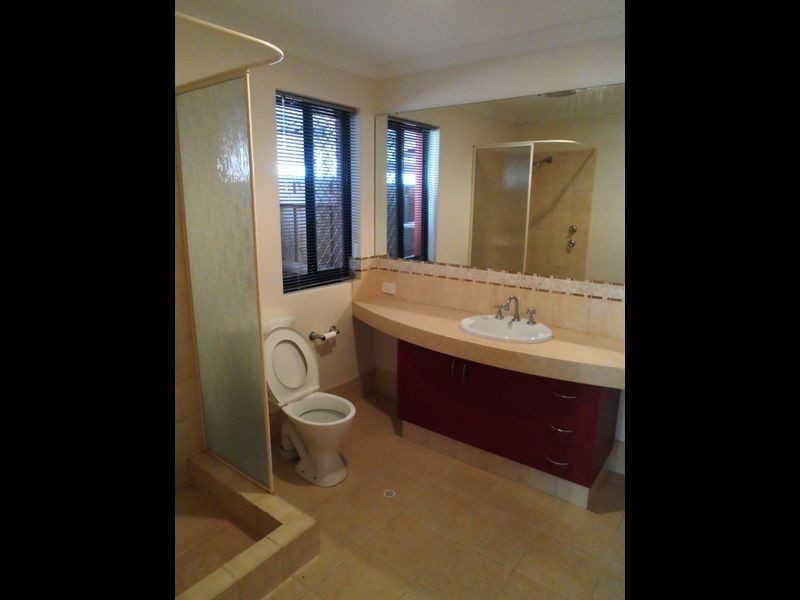 12 Augusta Grove, Yanchep WA 6035