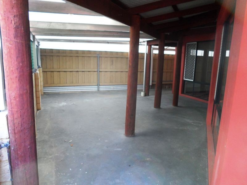 12 Augusta Grove, Yanchep WA 6035