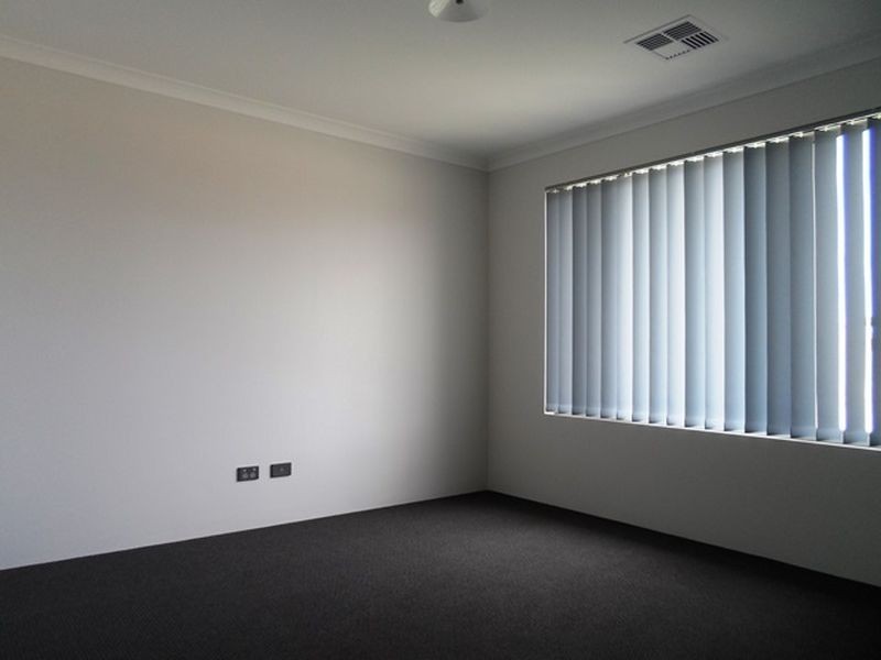 3 Trevally Avenue, Two Rocks WA 6037