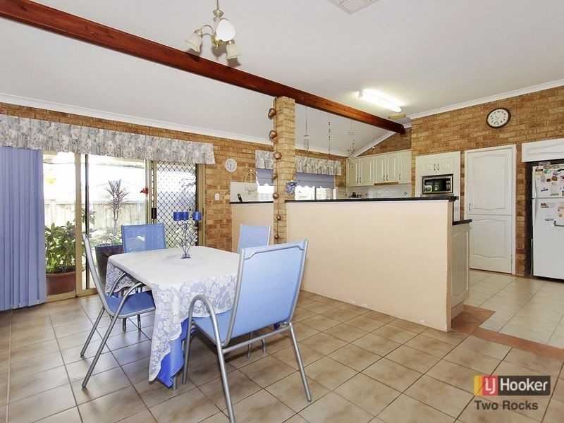 16 Tenggara Avenue, Two Rocks WA 6037