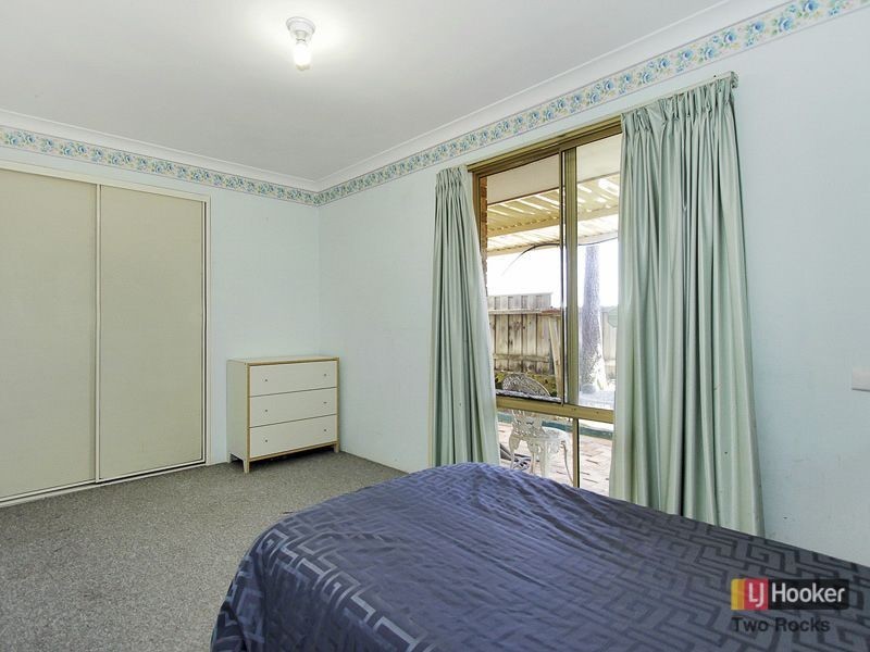 16 Tenggara Avenue, Two Rocks WA 6037