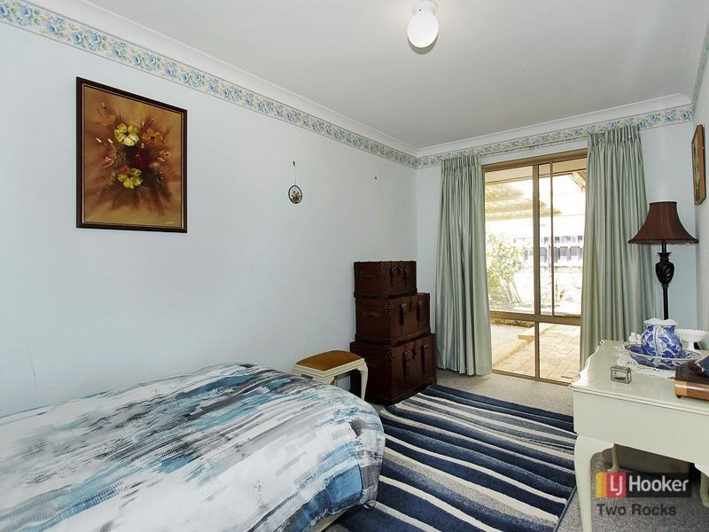 16 Tenggara Avenue, Two Rocks WA 6037