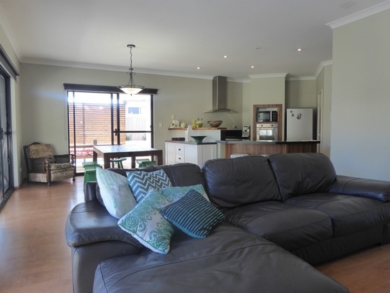 9 Genesta Place, Two Rocks WA 6037