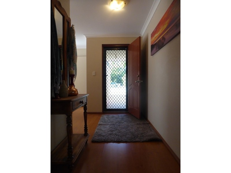 9 Genesta Place, Two Rocks WA 6037