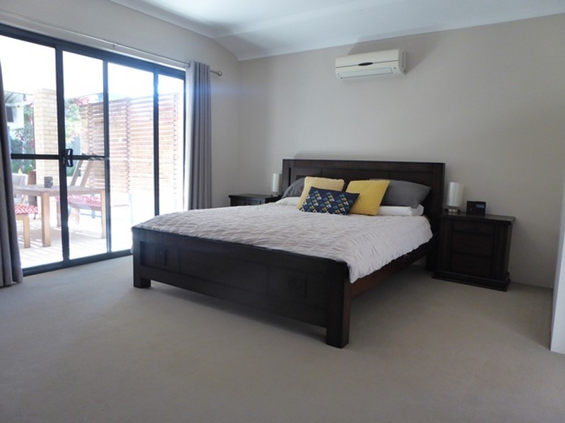 9 Genesta Place, Two Rocks WA 6037