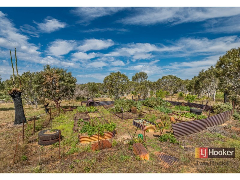 85 Harvest Circle, Two Rocks WA 6037