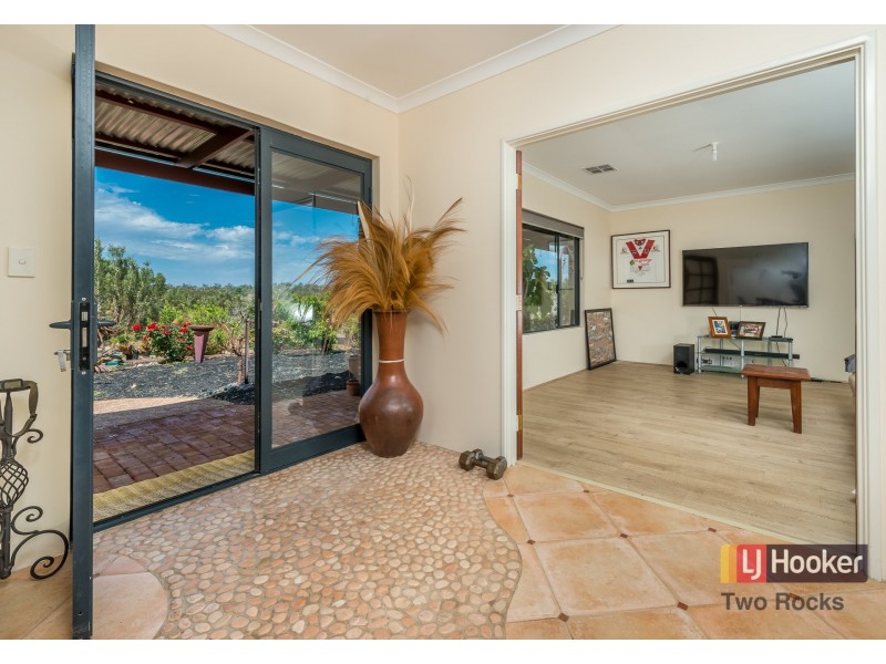 85 Harvest Circle, Two Rocks WA 6037