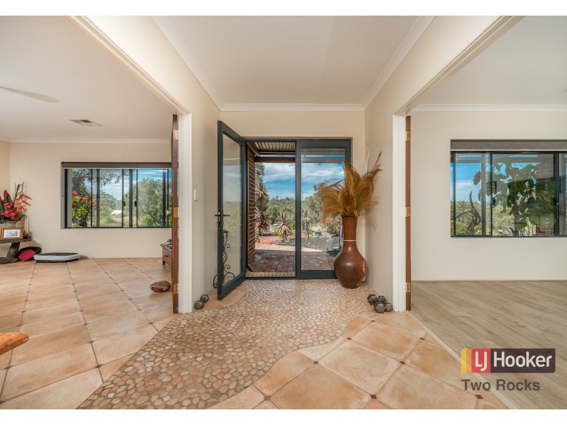 85 Harvest Circle, Two Rocks WA 6037