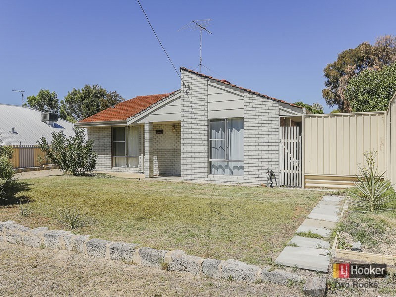 4 Newlyn Place, Yanchep WA 6035