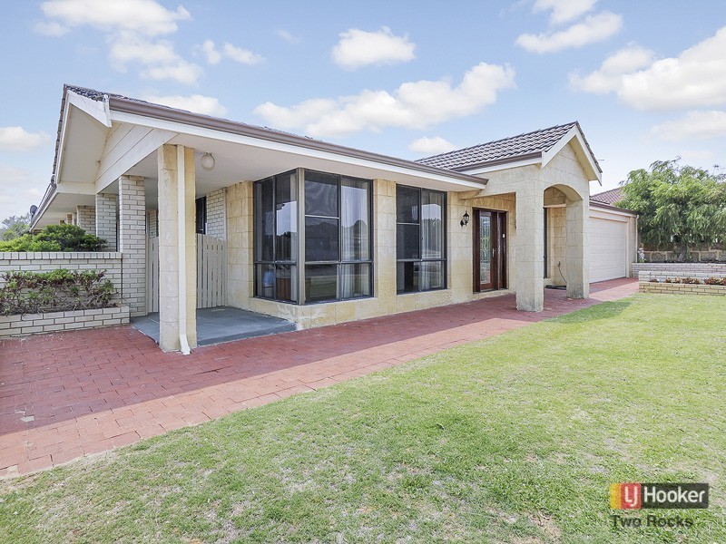 31 Sovereign Drive, Two Rocks WA 6037