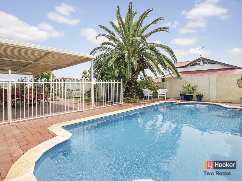 31 Sovereign Drive, Two Rocks WA 6037