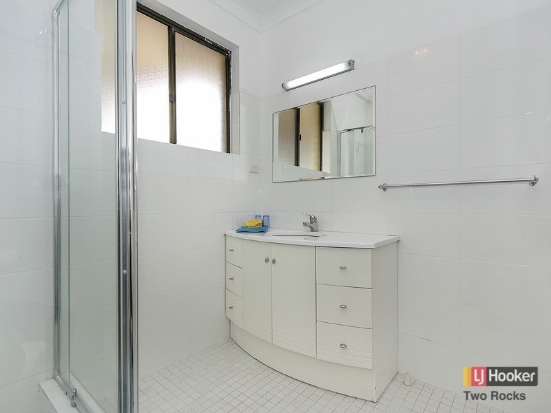 31 Sovereign Drive, Two Rocks WA 6037