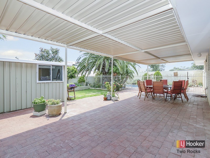 31 Sovereign Drive, Two Rocks WA 6037