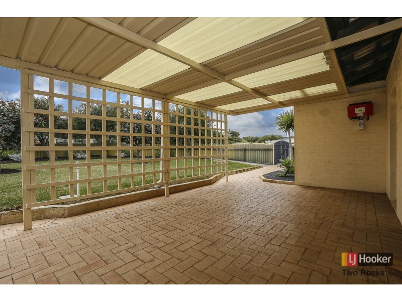 61 Whitfield Drive, Two Rocks WA 6037