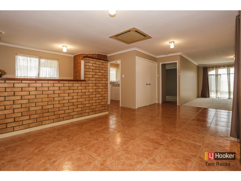 61 Whitfield Drive, Two Rocks WA 6037