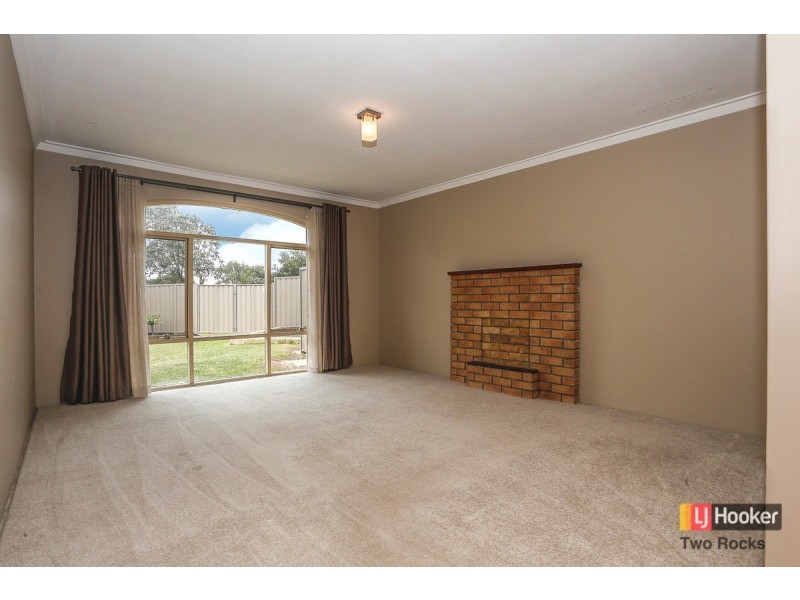 61 Whitfield Drive, Two Rocks WA 6037