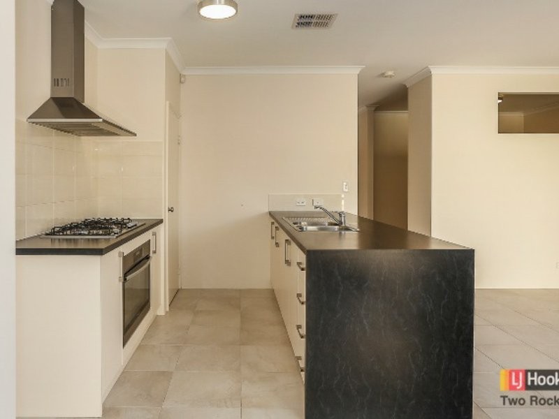 31 Dunk Street, Yanchep WA 6035