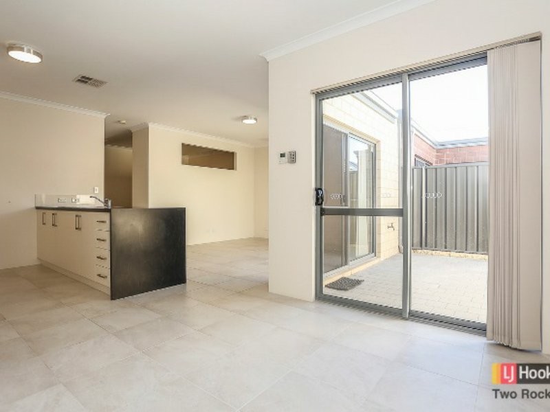 31 Dunk Street, Yanchep WA 6035