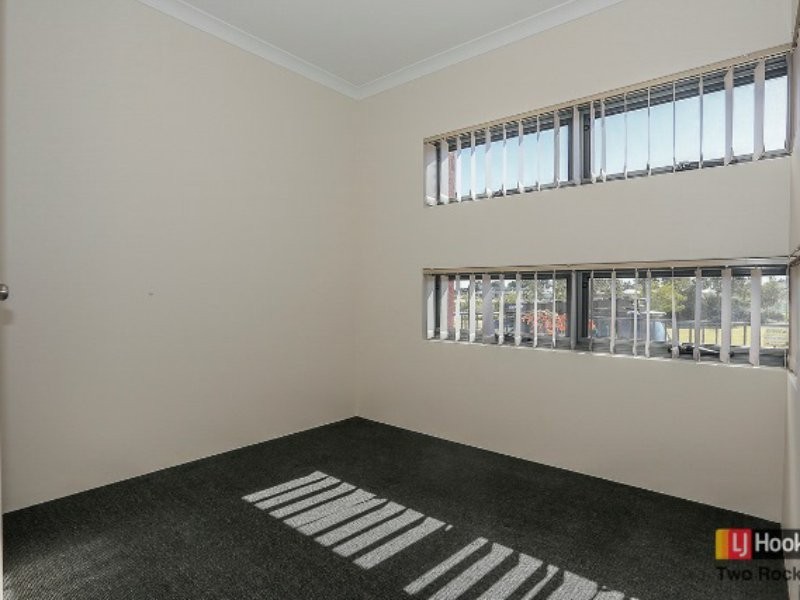 31 Dunk Street, Yanchep WA 6035