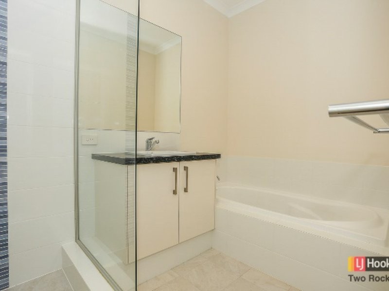 31 Dunk Street, Yanchep WA 6035