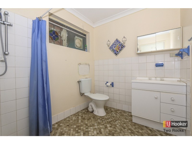 1 Brodia Place, Two Rocks WA 6037