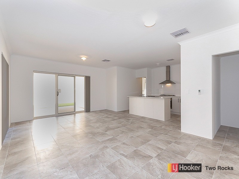 23 Snapper way, Two Rocks WA 6037