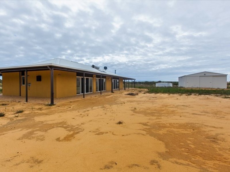 32 Sandal Wood Road, Gabbadah WA 6041