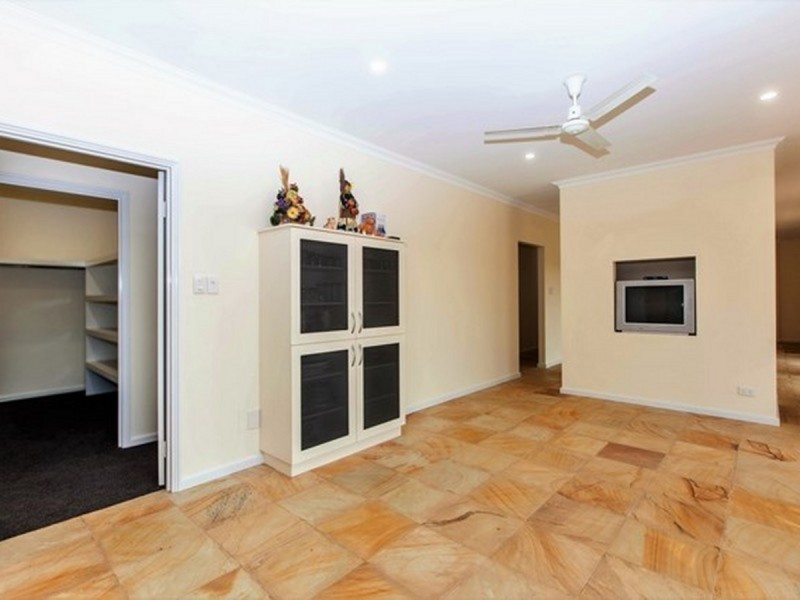 32 Sandal Wood Road, Gabbadah WA 6041
