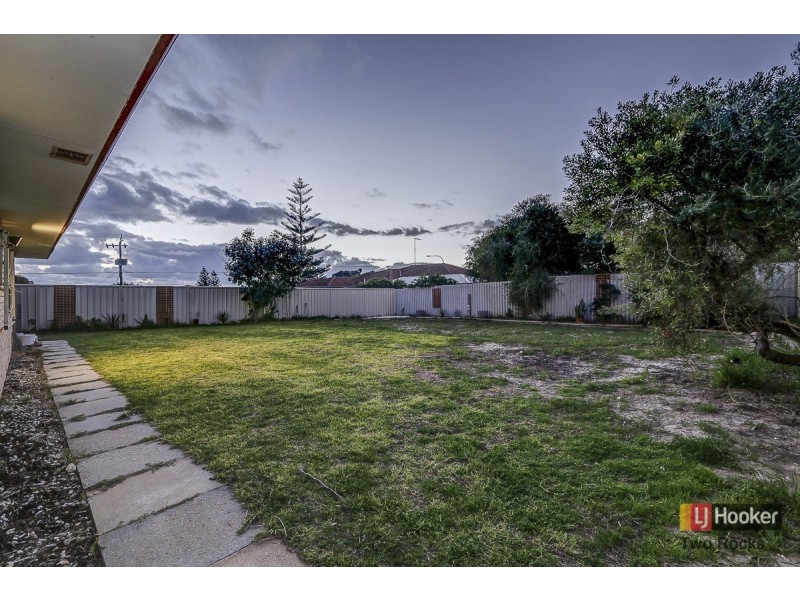 4 St Ives Drive, Yanchep WA 6035