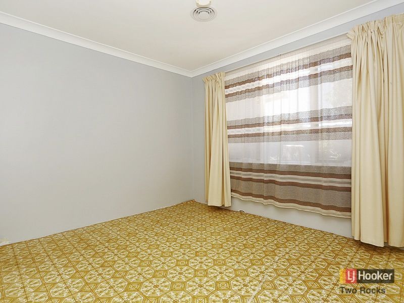 2 Leichhardt Drive, Two Rocks WA 6037