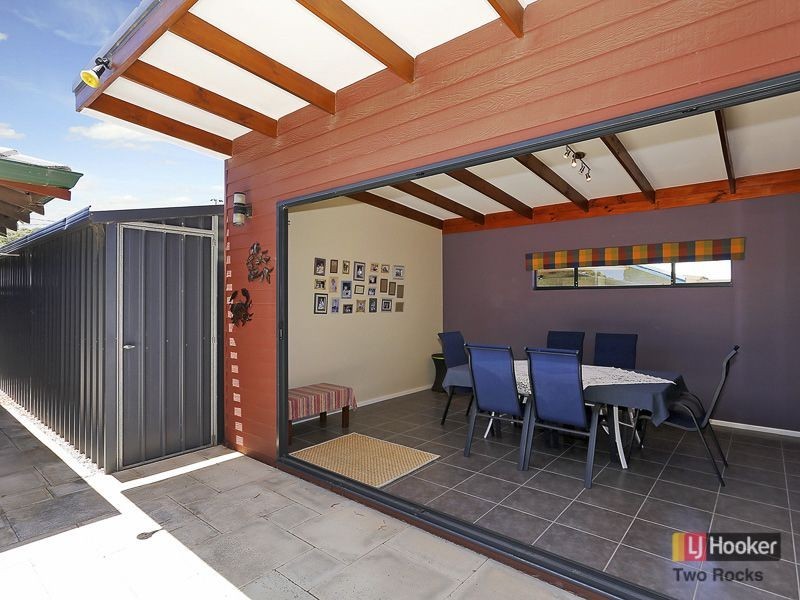 2 Leichhardt Drive, Two Rocks WA 6037