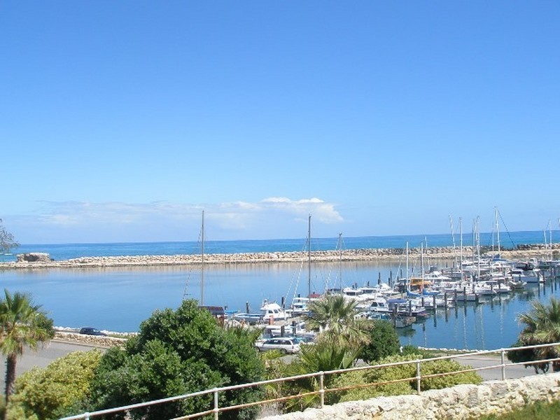 2 Nutmeg Grove, Two Rocks WA 6037