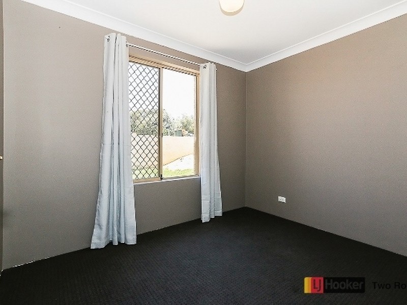 10 Whitfield Drive, Two Rocks WA 6037