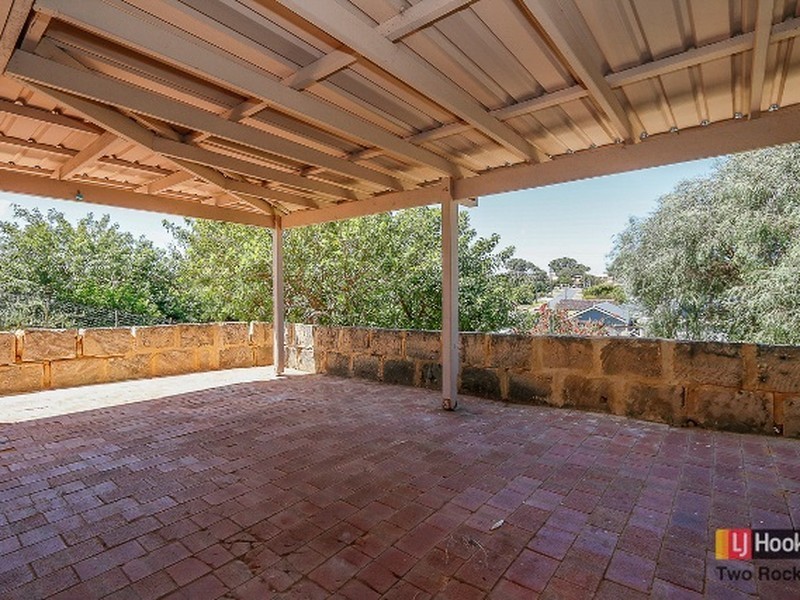 10 Whitfield Drive, Two Rocks WA 6037