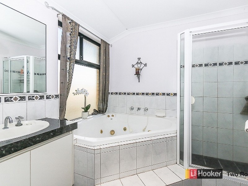 5 Valkyrie Place, Two Rocks WA 6037