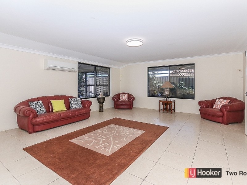 5 Valkyrie Place, Two Rocks WA 6037