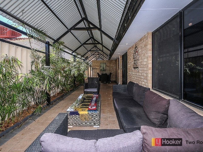 5 Valkyrie Place, Two Rocks WA 6037