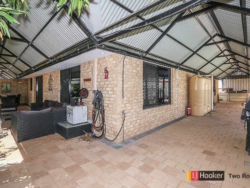 5 Valkyrie Place, Two Rocks WA 6037