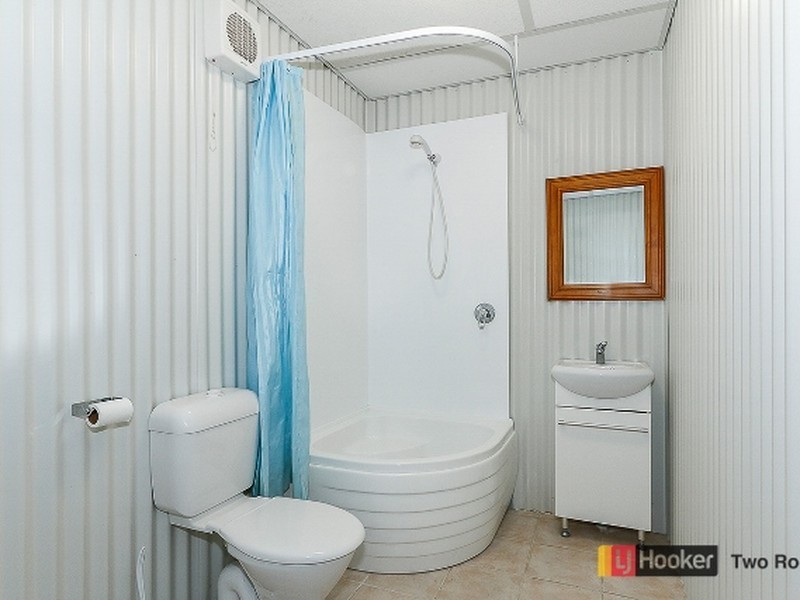 7 Blaxland Avenue, Two Rocks WA 6037