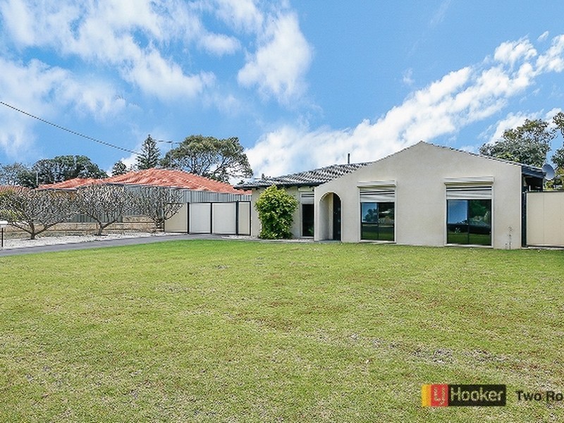 7 Blaxland Avenue, Two Rocks WA 6037