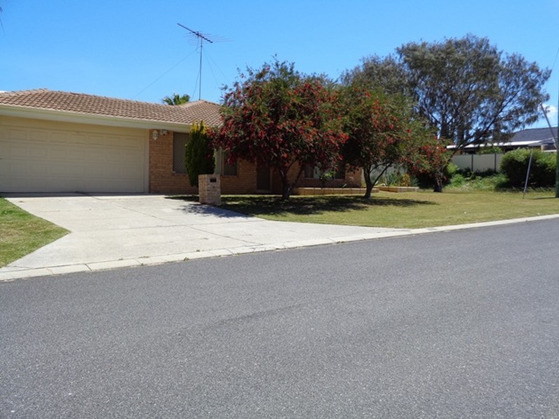 3 Bower Grove, Two Rocks WA 6037