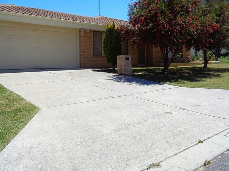3 Bower Grove, Two Rocks WA 6037
